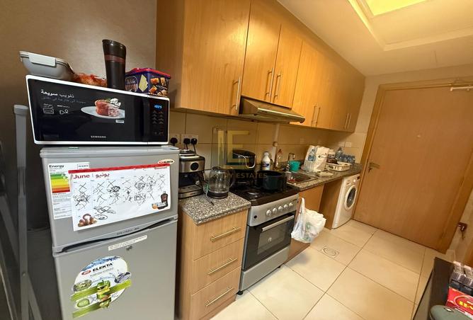 890551 - Property Image 2