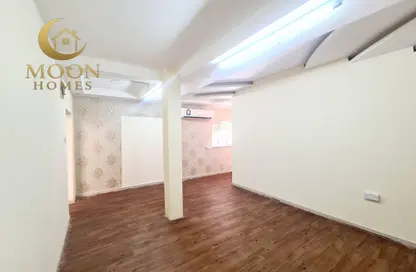 شقة - غرفة نوم - 1 حمام للايجار في الهلال - الهلال - الدوحة شقة - غرفة نوم - 1 حمام للايجار في الهلال - الهلال - الدوحة