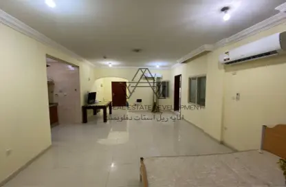 شقة - 1 حمام للايجار في شارع المطار القديم - طريق المطار القديم - الدوحة