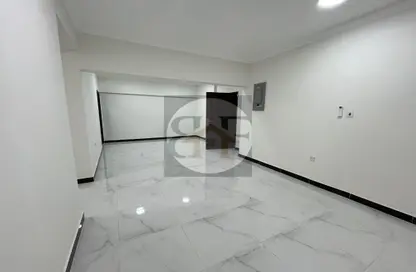 Apartment - 3 Bedrooms - 3 Bathrooms for rent in Muntazah 7 - Al Muntazah - Doha