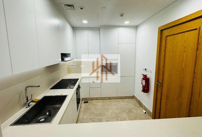 953709 - Property Image 3