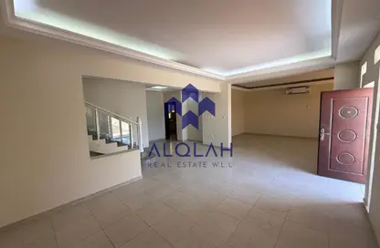 Villa - 4 Bedrooms - 5 Bathrooms for rent in Al Khor Community - Al Khor