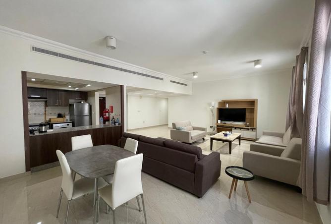 1003412 - Property Image 2