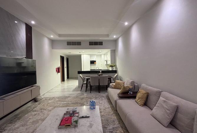 966233 - Property Image 3