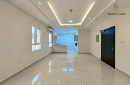 Apartment - 2 Bedrooms - 2 Bathrooms for rent in Thabit Bin Zaid Street - Al Mansoura - Doha