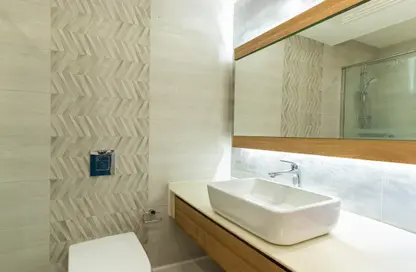Apartment - Studio - 1 Bathroom for sale in Bin Al Sheikh Towers - Al Mirqab Al Jadeed - Doha