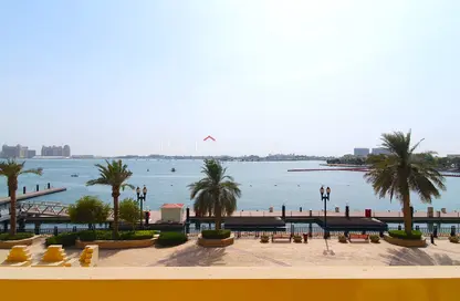 Townhouse - 2 Bedrooms - 3 Bathrooms for rent in Porto Arabia Townhouses - Porto Arabia - The Pearl Island - Doha