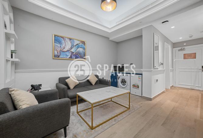 867065 - Property Image 2