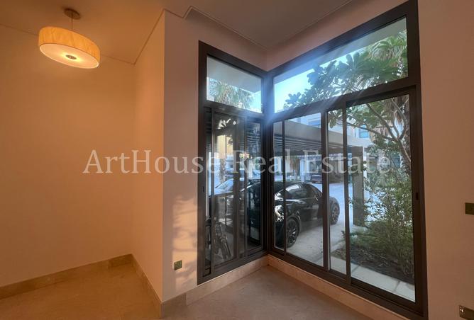 958473 - Property Image 2