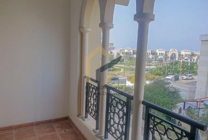 967883 - Property Main Image