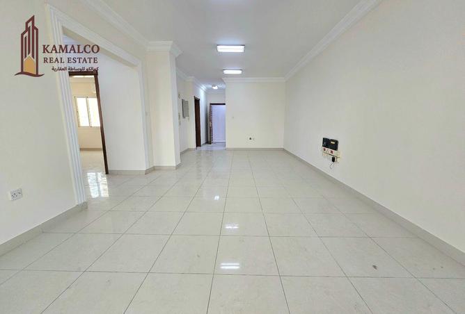 928740 - Property Image 2