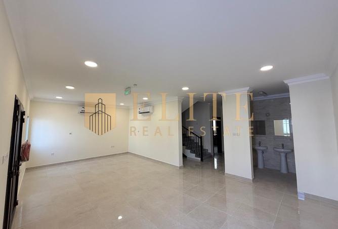 1006095 - Property Image 2