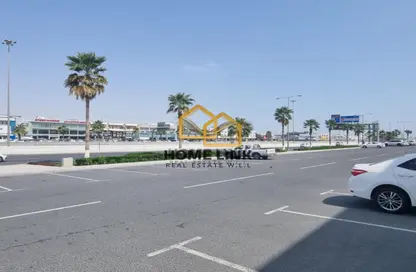 محل تجاري - استوديو - 1 حمام للايجار في طريق سلوى - العزيزية - الدوحة