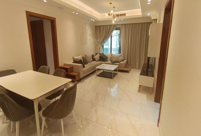 937407 - Property Image 2