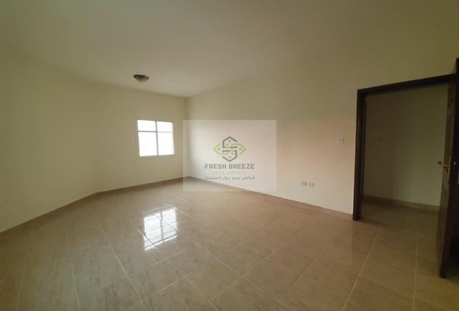 976525 - Property Image 3