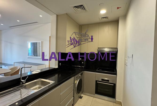868189 - Property Image 2
