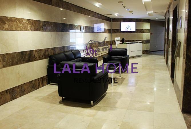 989633 - Property Image 3