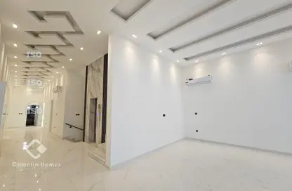 Apartment - 7+ Bedrooms - 7+ Bathrooms for rent in Al Kheesa - Al Kheesa - Umm Salal Mohammed