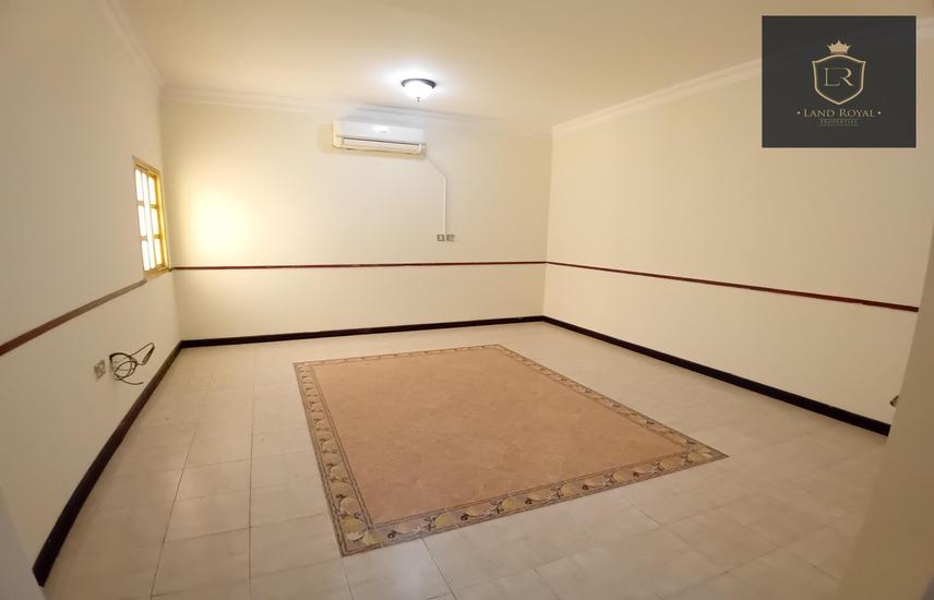 Apartment for Rent in Old Airport Road 3 BHK APARTMENT FOR FAMILYOLD