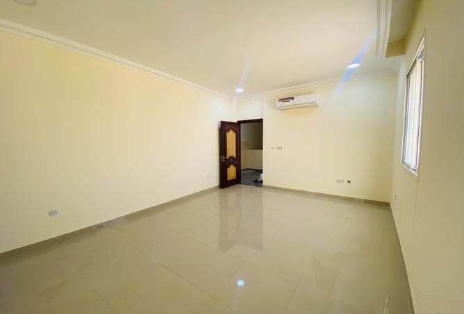 994558 - Property Image 2