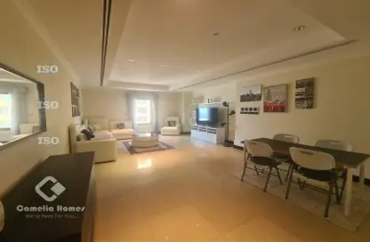 شقة - 2 غرف نوم - 2 حمامات للبيع في طريق بورتو الشرقي - بورتو أرابيا - جزيرة اللؤلؤة - الدوحة