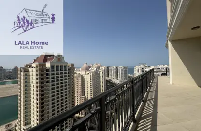 Penthouse - 3 Bedrooms - 5 Bathrooms for rent in Floresta Gardens - Floresta Gardens - The Pearl Island - Doha
