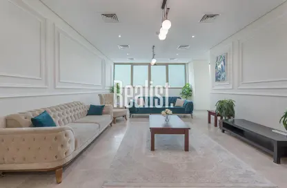 Apartment - 3 Bedrooms - 5 Bathrooms for rent in Zig Zag Tower B - Zig Zag Towers - West Bay - Doha