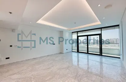 Apartment - 2 Bedrooms - 3 Bathrooms for rent in Marina Tower 02 - Marina District - Lusail