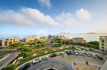 Apartment - 2 Bedrooms - 3 Bathrooms for rent in Viva East - Viva Bahriyah - The Pearl Island - Doha
