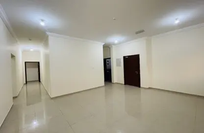 Apartment - 3 Bedrooms - 3 Bathrooms for rent in Al Wakra - Al Wakra - Al Wakrah - Al Wakra