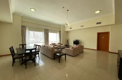 Apartment - 2 Bedrooms - 3 Bathrooms for rent in Voco Doha West Bay Suites - West Bay - Doha