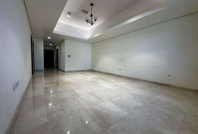 938843 - Property Image 3