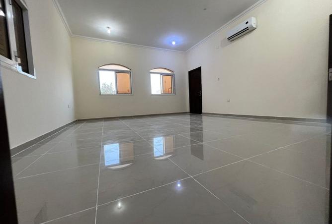 968819 - Property Image 2