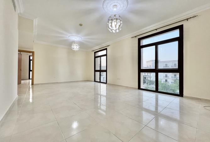 938740 - Property Image 2