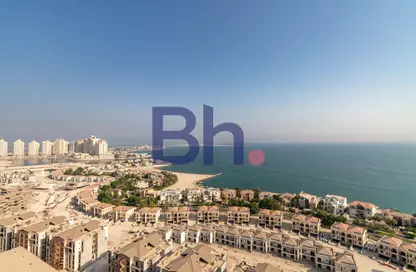(بنتهاوس  (روف - 5 غرف نوم - 6 حمامات للايجار في طريق بورتو الغربي - بورتو أرابيا - جزيرة اللؤلؤة - الدوحة