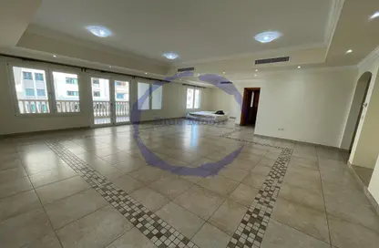 Empty Room image for: Apartment - 3 Bedrooms - 4 Bathrooms for rent in East Porto Drive - Porto Arabia - The Pearl Island - Doha, Image 1