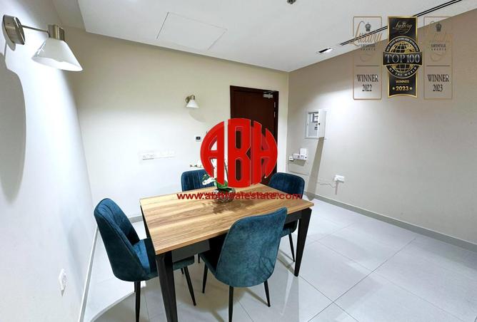 982126 - Property Main Image