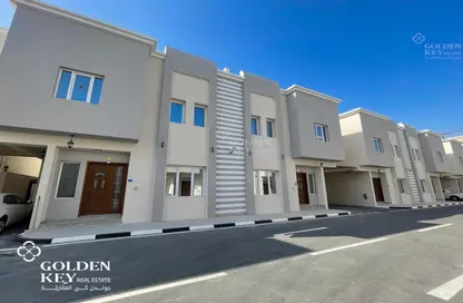 فيلا - 7 غرف نوم - 8 حمامات للايجار في Hazm Al Markhiya - الدوحة