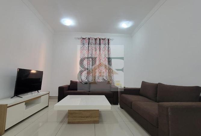 953228 - Property Image 2