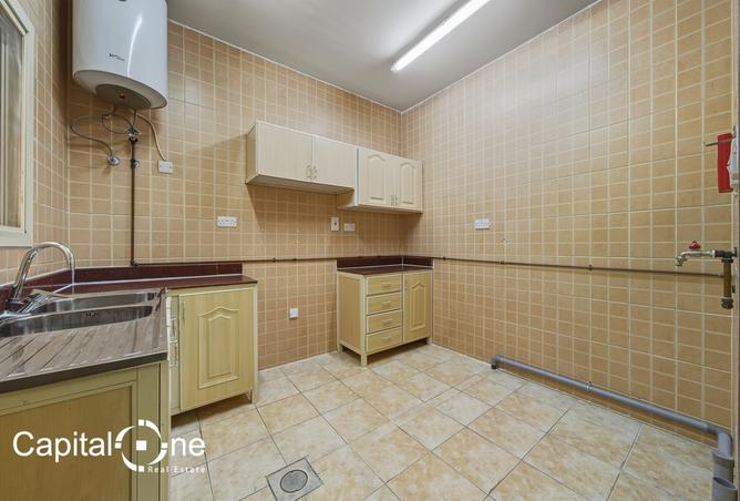 976485 - Property Image 3