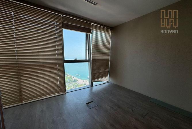 998987 - Property Image 3