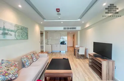 Apartment - 3 Bedrooms - 3 Bathrooms for rent in Al Sadd Road - Al Sadd - Doha