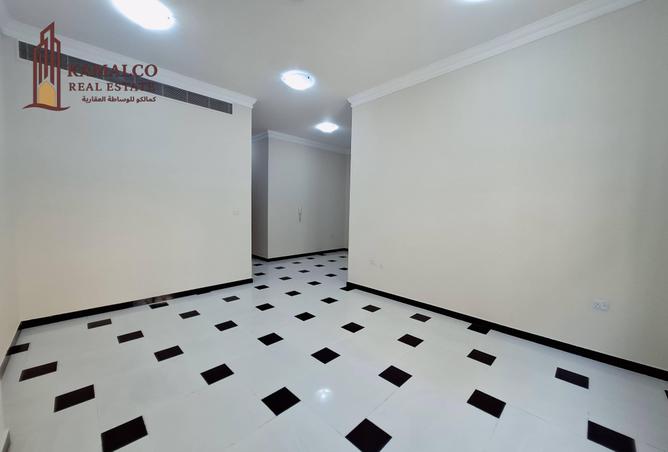 954002 - Property Image 3