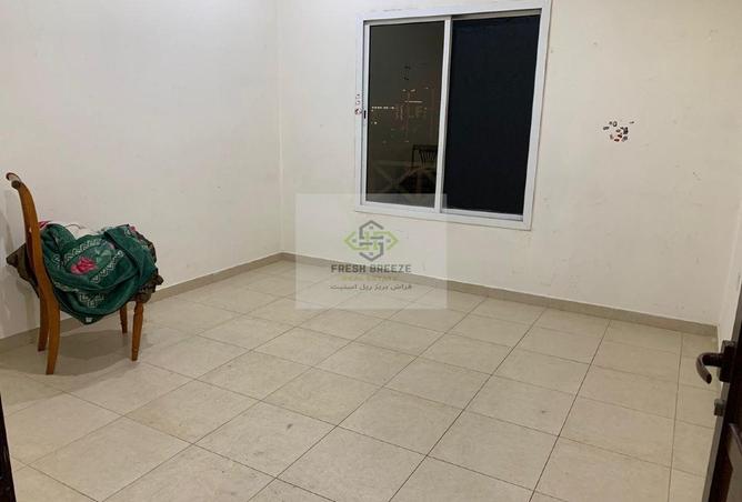 979843 - Property Image 3