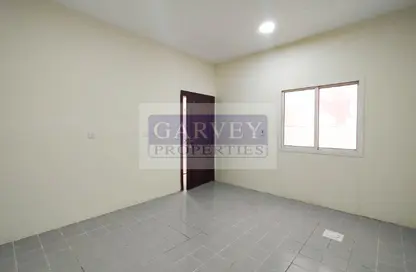 Apartment - Studio - 1 Bathroom for rent in Al Dafna - Al Dafna - Doha