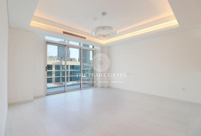 812627 - Property Image 2