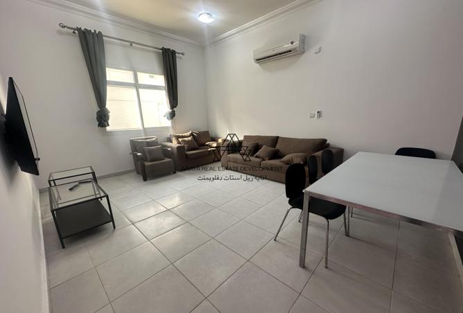 895167 - Property Image 2