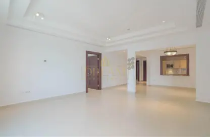 Apartment - 1 Bedroom - 2 Bathrooms for rent in One Porto Arabia - Porto Arabia - The Pearl Island - Doha