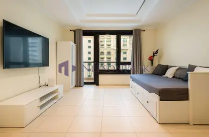Apartment - Studio - 1 Bathroom for rent in Tower 19 - Porto Arabia - The Pearl Island - Doha