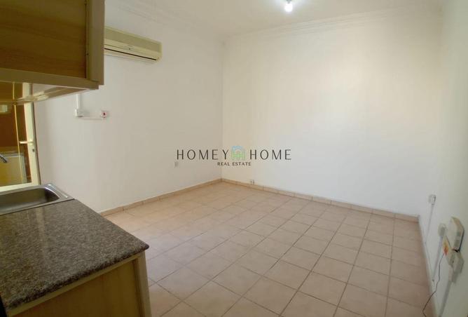 1004488 - Property Image 3